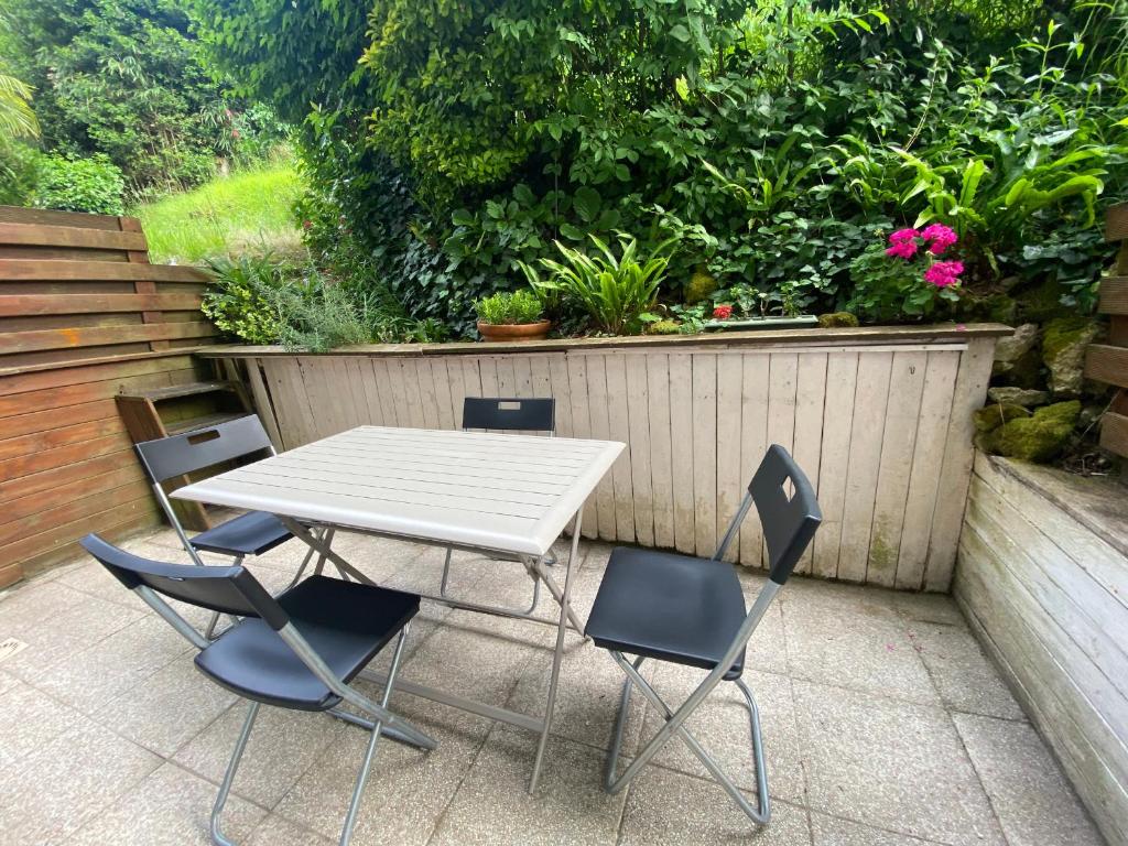 Studio cosy avec terrasse, proche Parc Mauresque et plage - FR-1-374-225 - 1