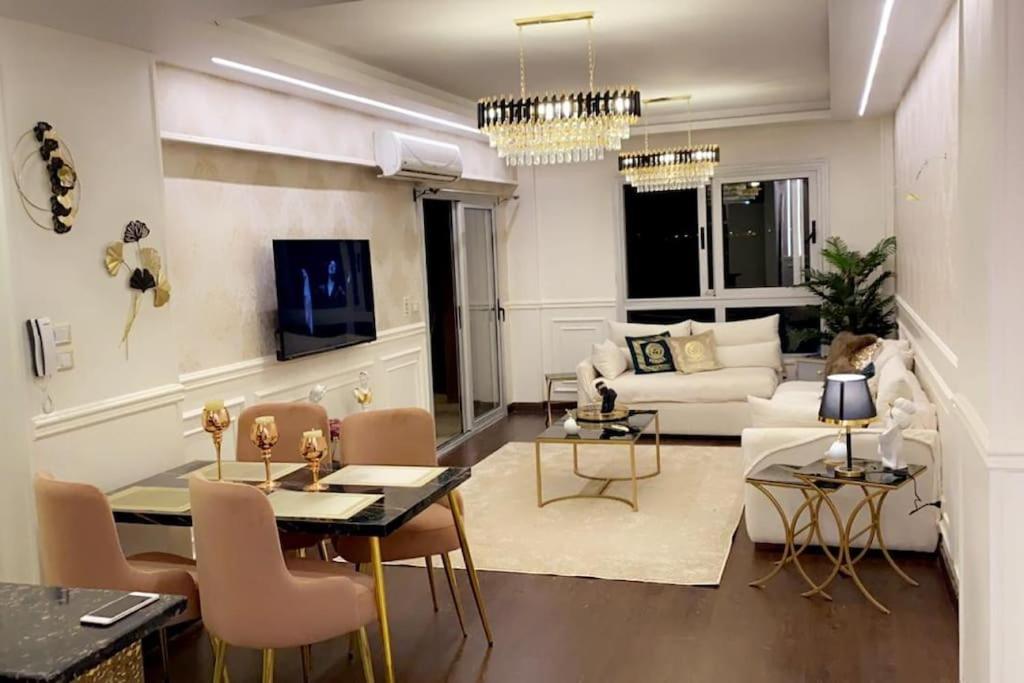 madinaty b8, Madinaty