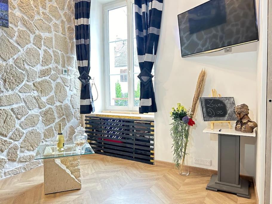 Charmant cocon, Lagny sur marne, parking, wifi, proche Disney RER, Lagny