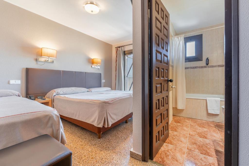 モラ ホテル (Mora Hotel)