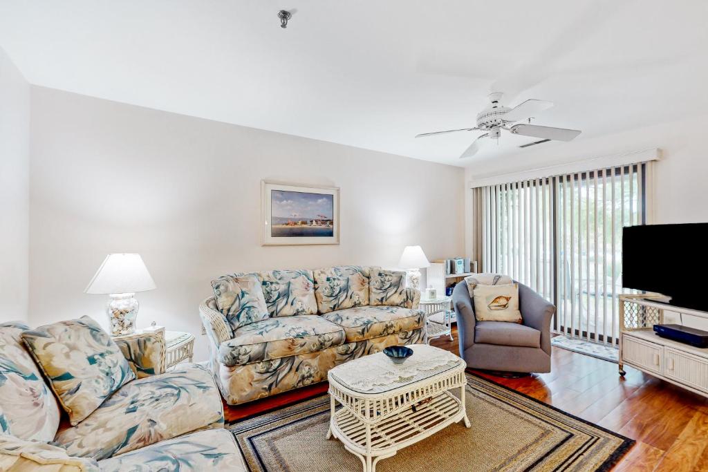 Spring Lake --- 20784 East Dr Unit 503, Rehoboth Beach