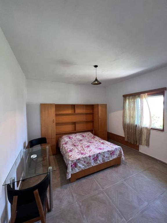 Xhuljan apartament, Golem