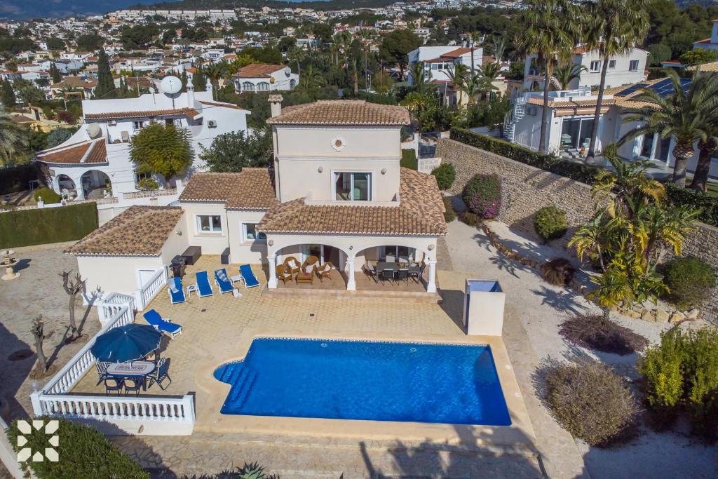 Villa La Paloma Blanca by Abahana Villas - 2