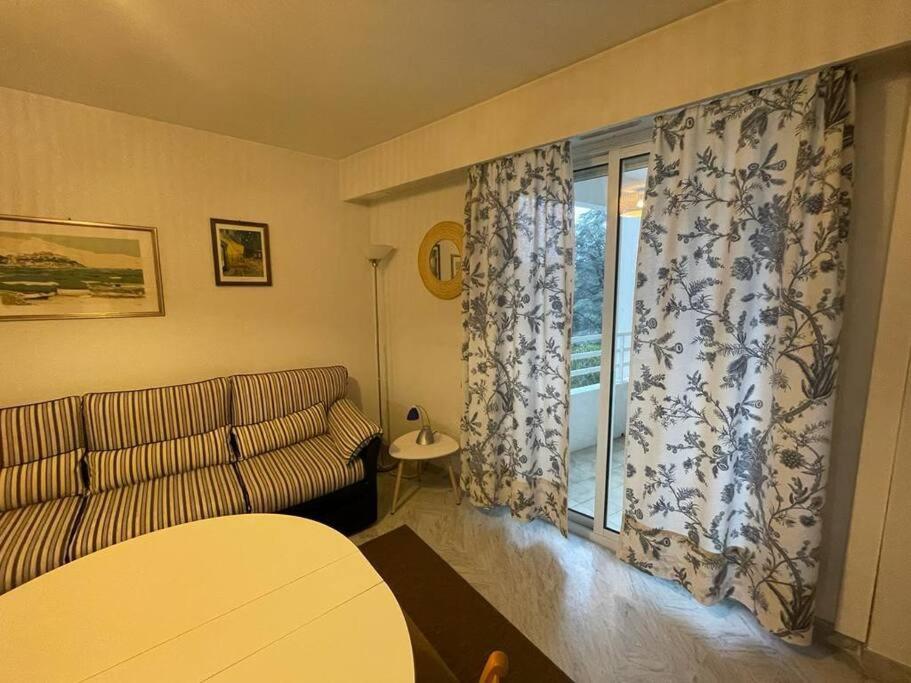 PALM ROYAL - Apt for 4 with balcony - 5 minutes from the beach - 4