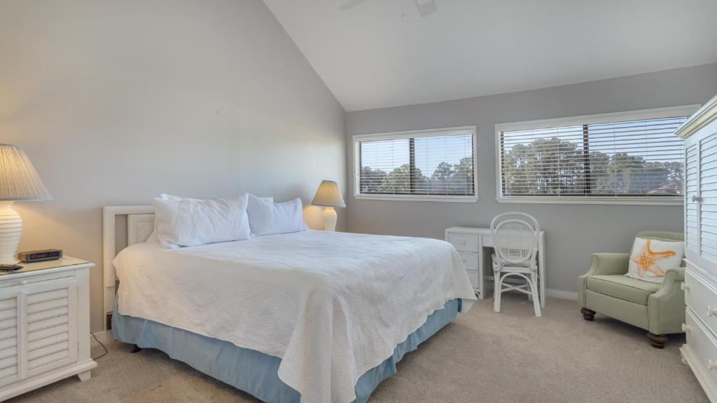 Golf Views, Private Deck, Kitchen, Hilton Head Island