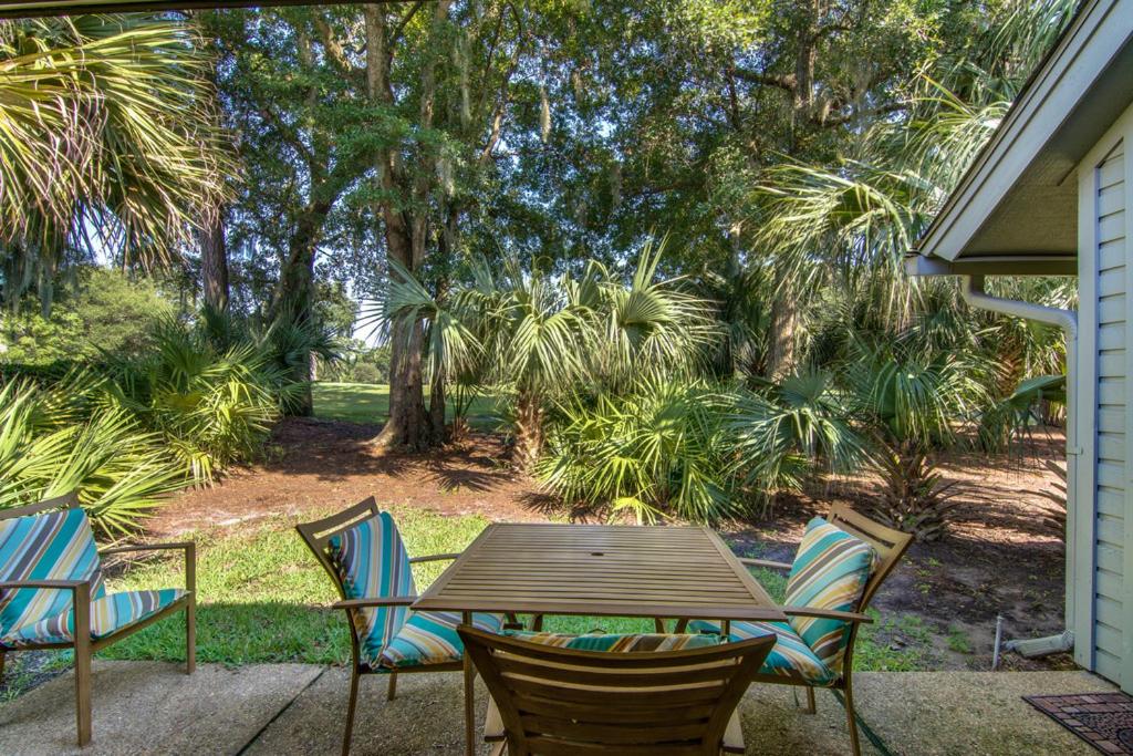 Complex Pool, Golf Course, Bikes, Hilton Head Island