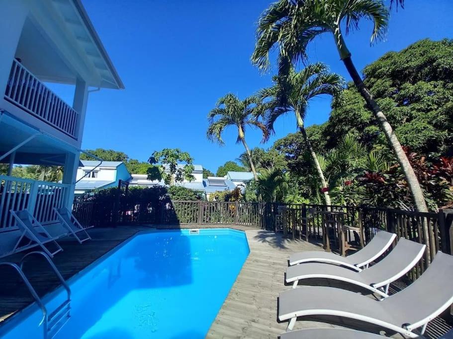 Ti Paradis Gîte à 200 m plage de Grande Anse, Deshaies