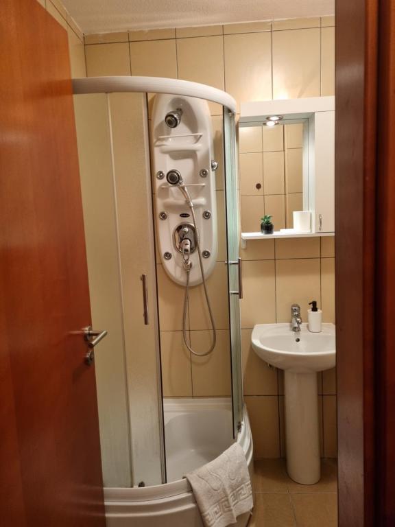 Studio apartman Ema - centar, kruzni tok - 4