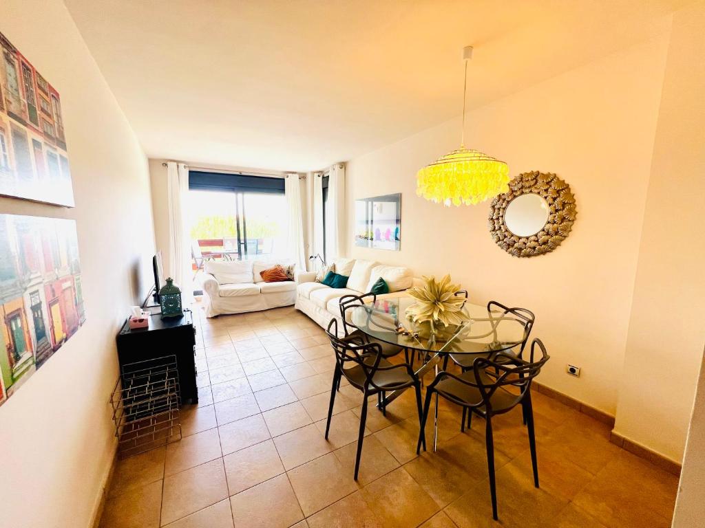 La Cala, pax 5, 2d, wifi, pool, tennis and excellent location - 3