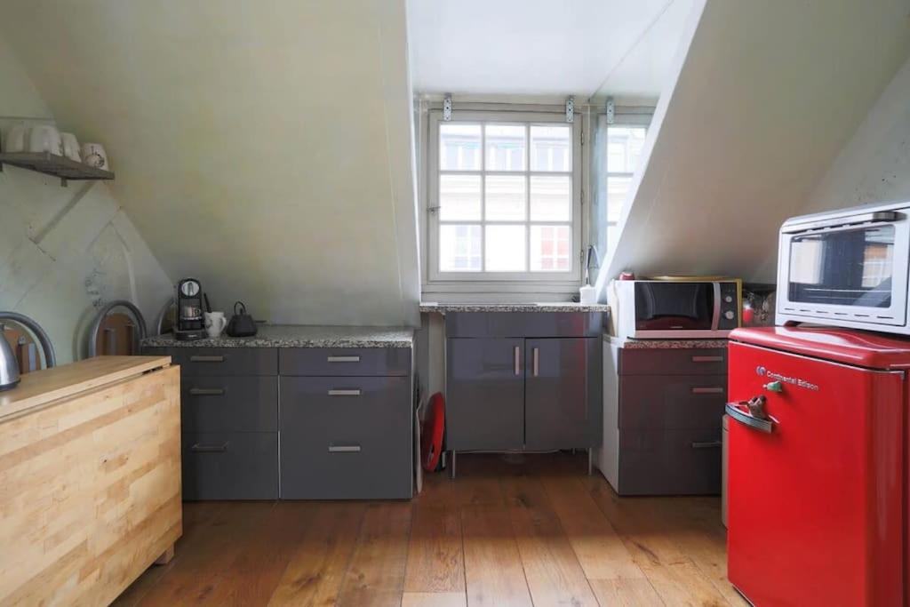 Cosy flat Saint-Michel - Seine - 2