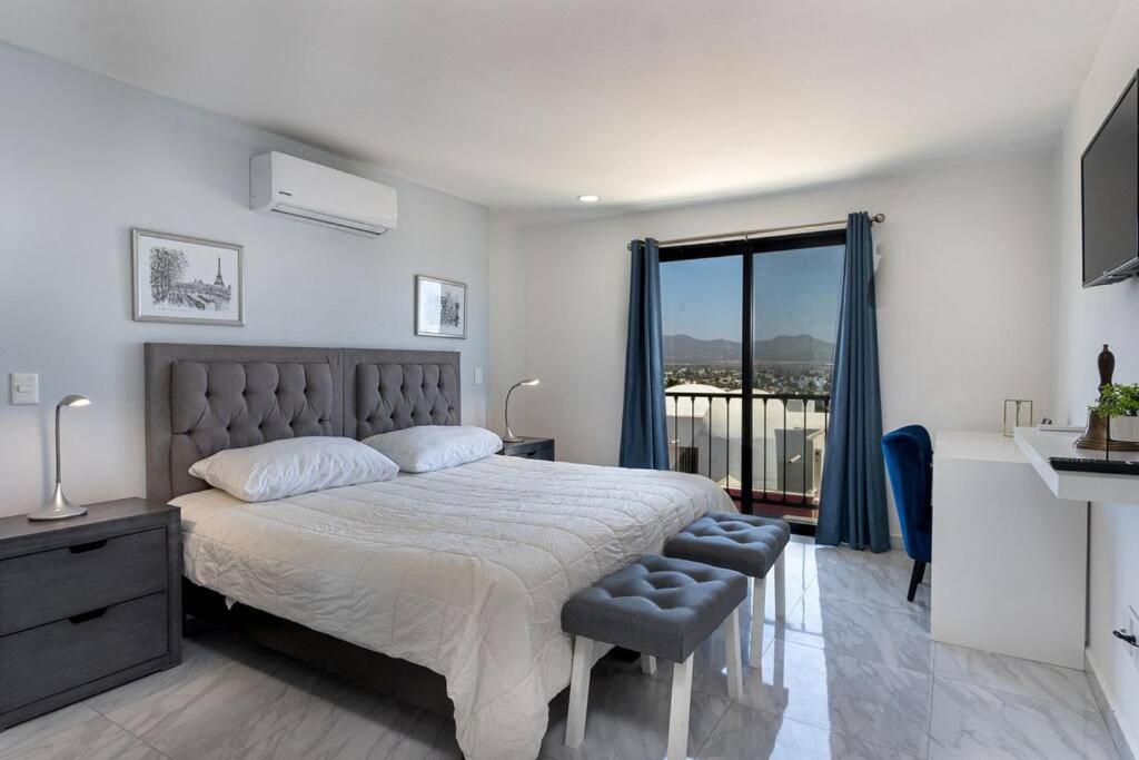 Sky & Ocean-View Studio In Heart of Cabo!, Cabo San Lucas