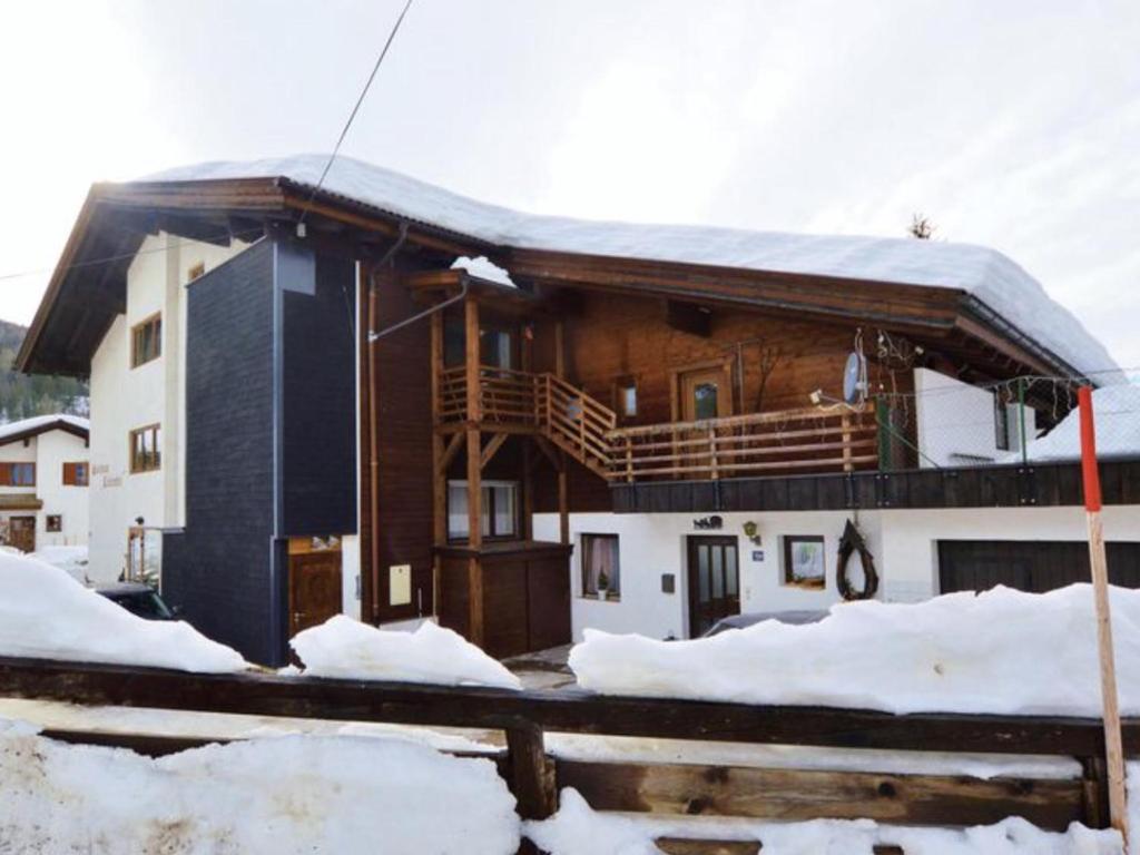 Kirschbaum 3, Ehrwald