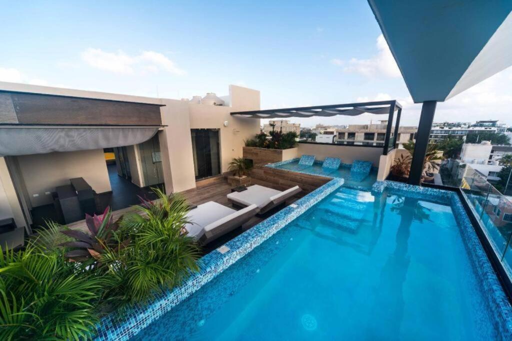 Yellow Condo, Playa del Carmen