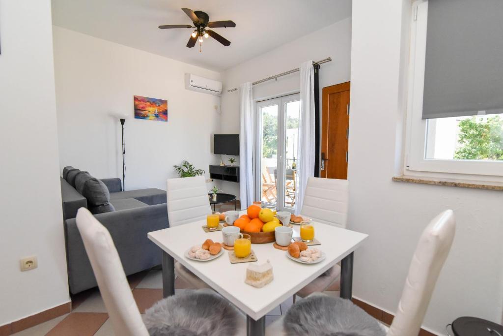 Ibeach By Rok Apartment, Novigrad Dalmatia