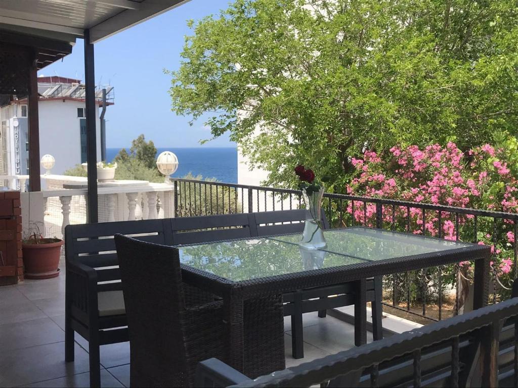 Sunset House - 200m to the Beach, Kuşadası