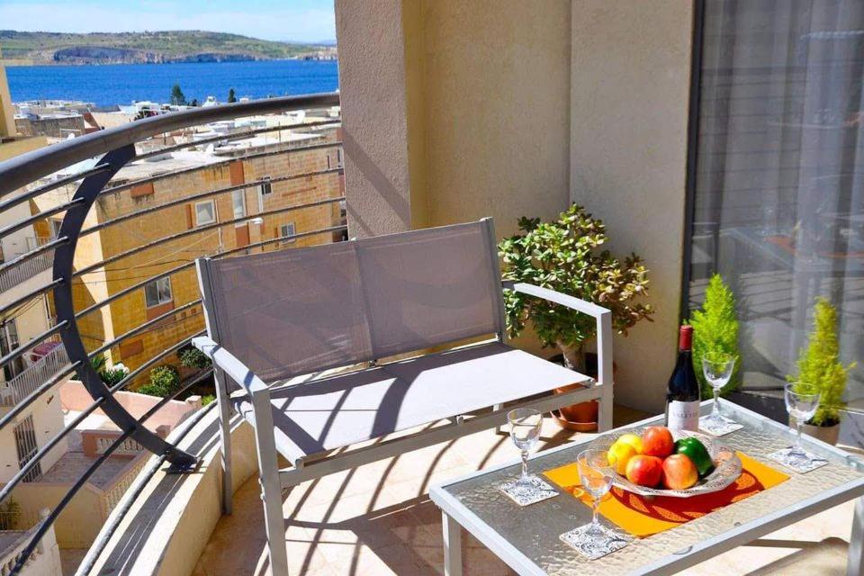 Modern Central Apartment E9, St Paul's Bay