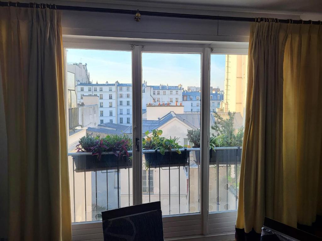 Paris, bonne nouvelle, 56m2 - 3