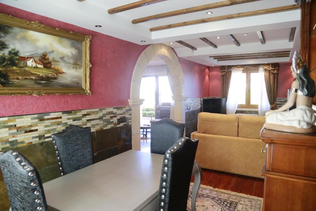 Apartamentos La Arena 전경