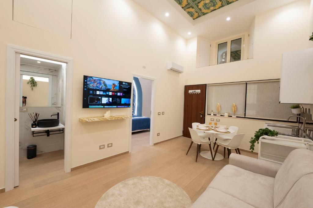 Colosseo Romantic Suite - 2