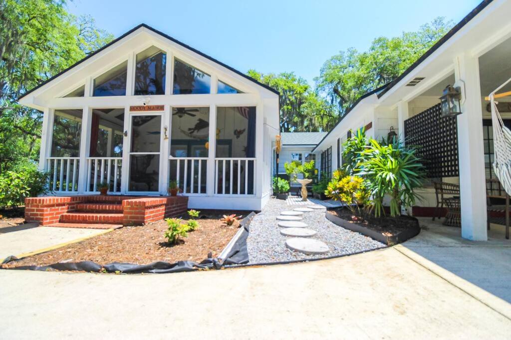 The Mini Moody - Luxurious Home Recently Renovated Close to Beach & Downtown, St. Augustine