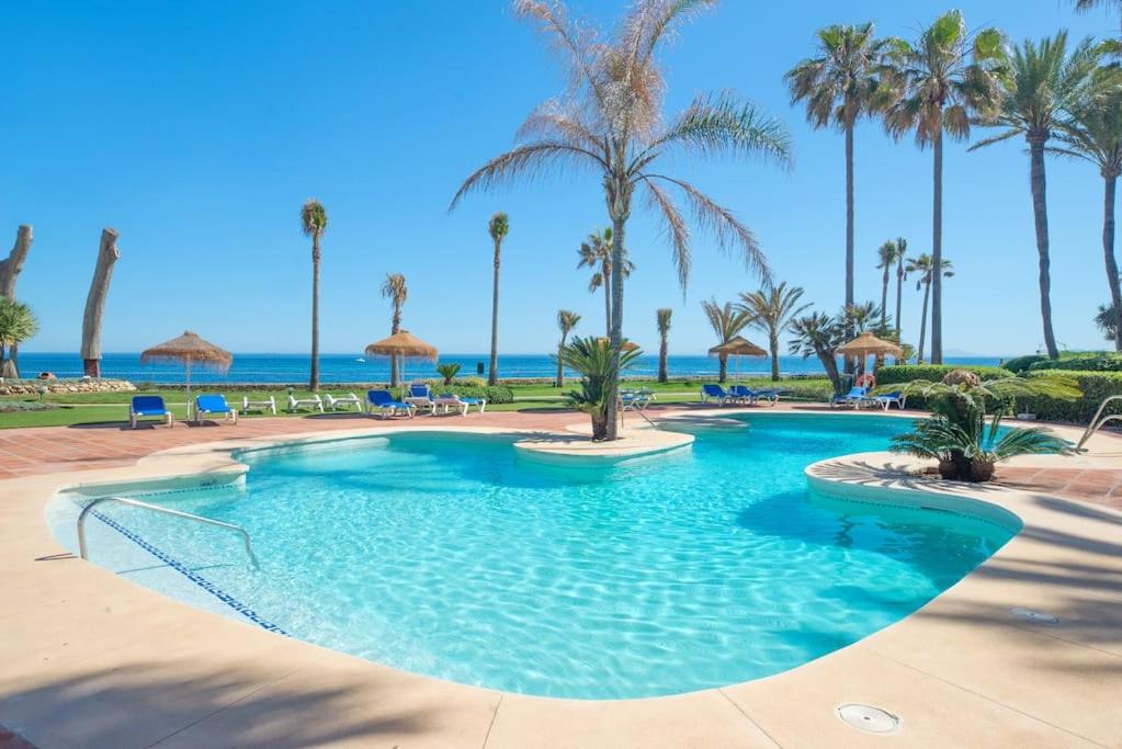 Alcazaba Beach three bedroom Apartment - 1