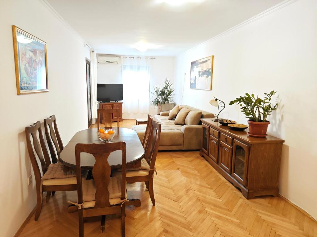 Apartment Golub - 4