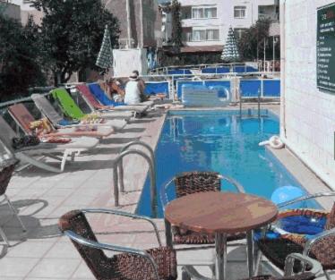 Delta Hotel photo
