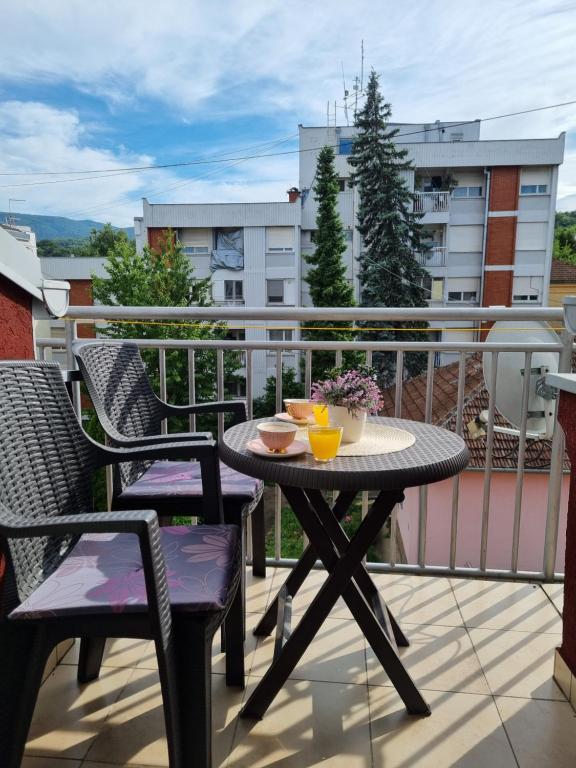 Studio apartman Ema - centar, kruzni tok - 5