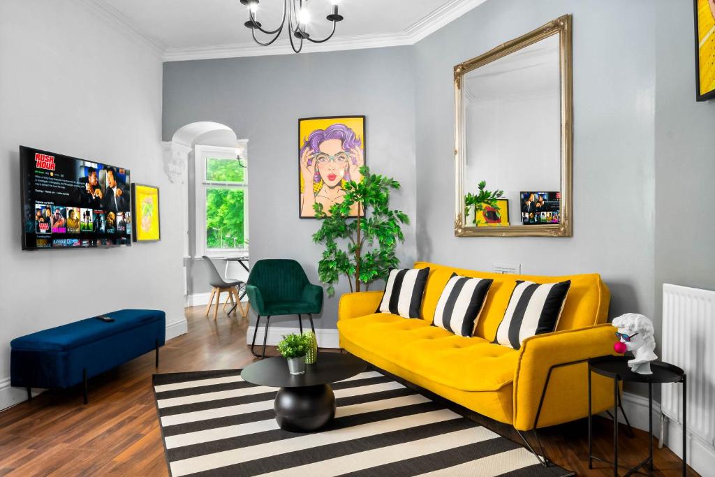 Stylish Apartment - Fast WiFi - Wolverhampton 9aPC, Wolverhampton