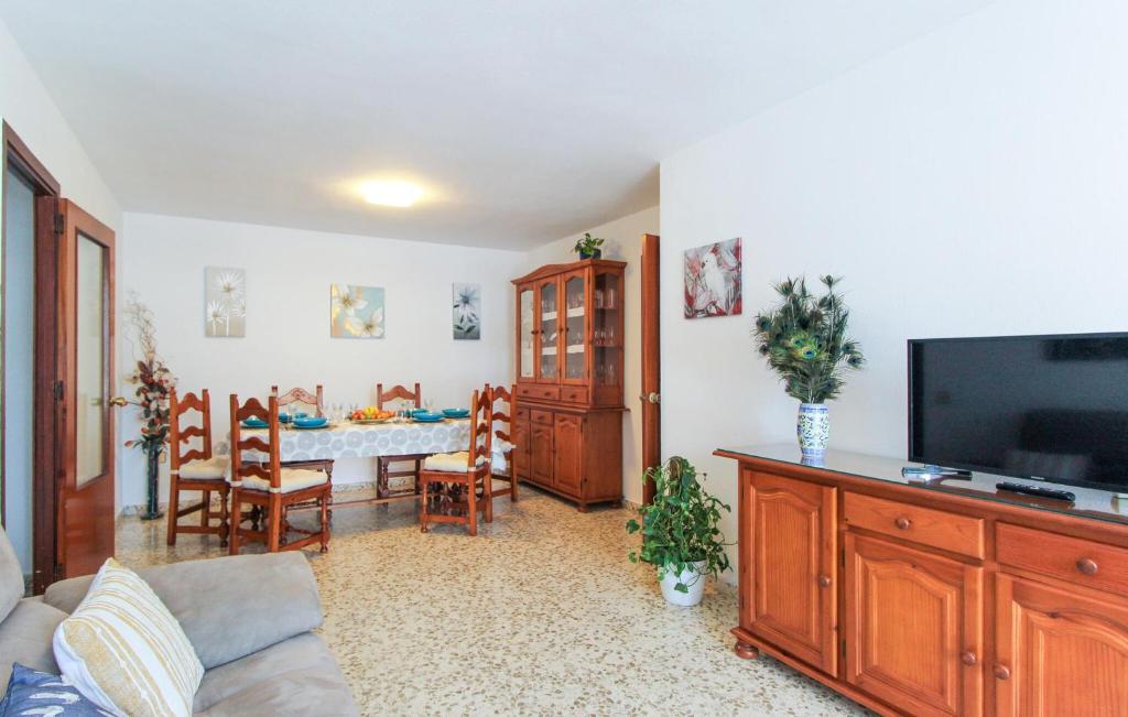 Nice Apartment In Málaga With Wifi, Малага