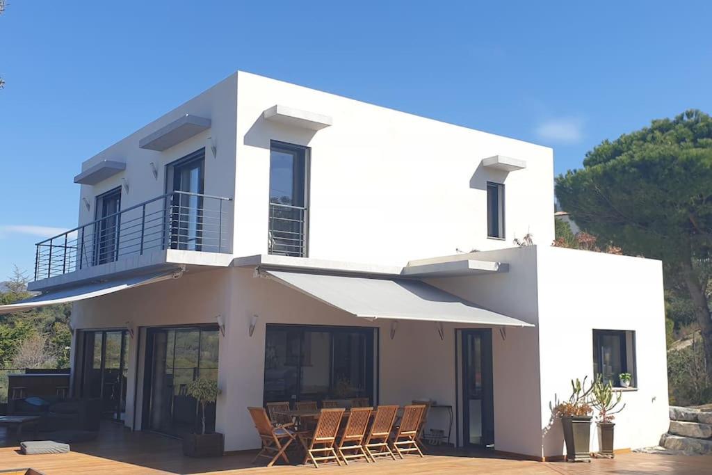 VILLA MODERNE PISCINE JACUZZi - 2