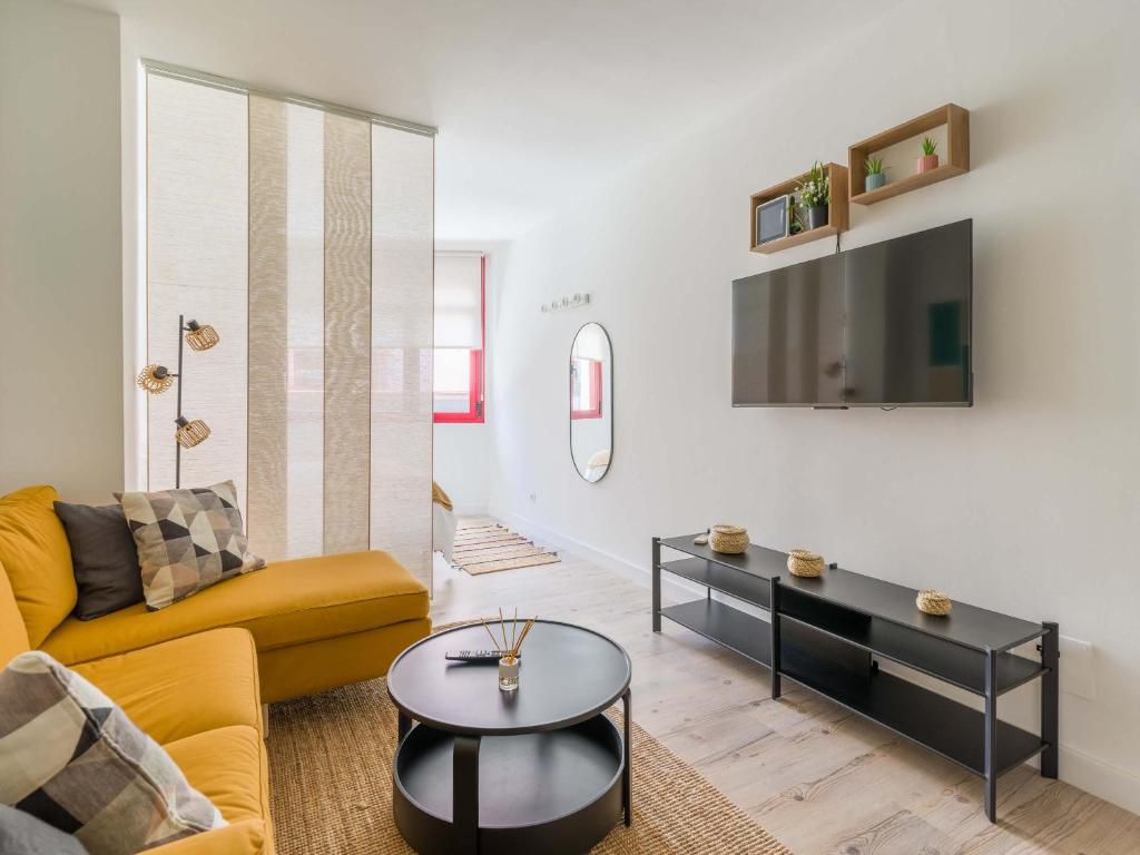 Bello estudio cerca Playa de las Canteras, con ascensor BT1B - 1