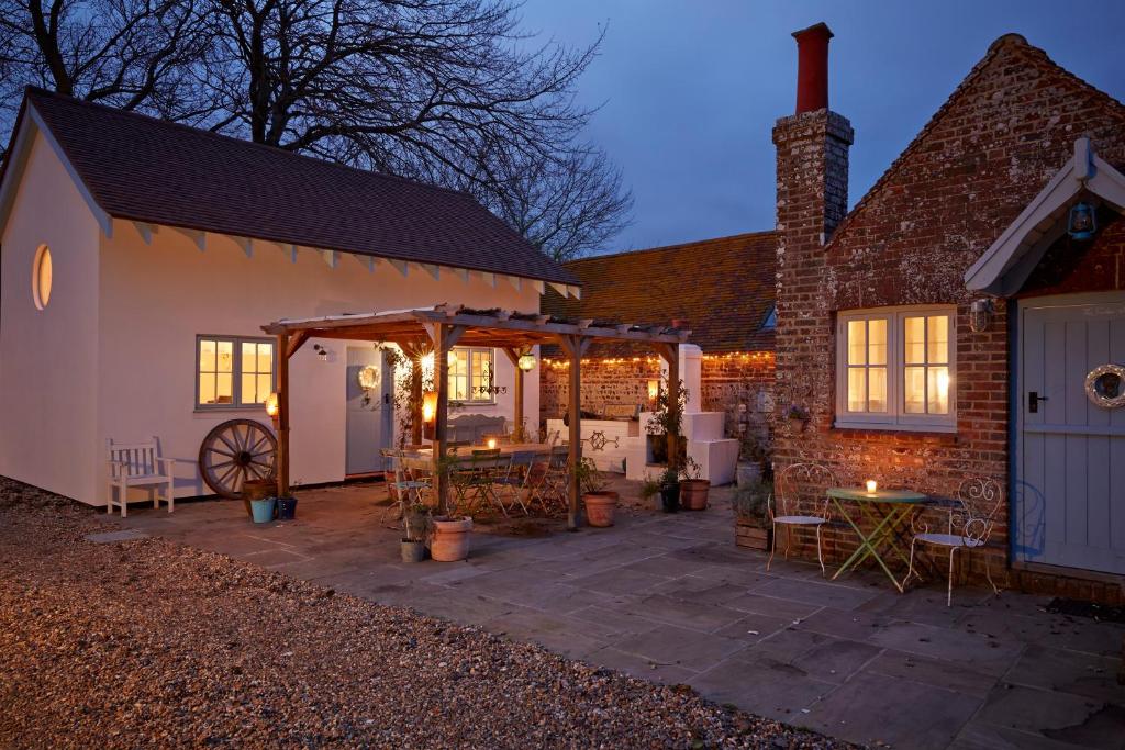 The Lodge at Blue Door Barns, Beddingham
