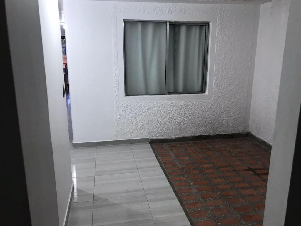 Cozy apartment in a nice neighborhood - 5