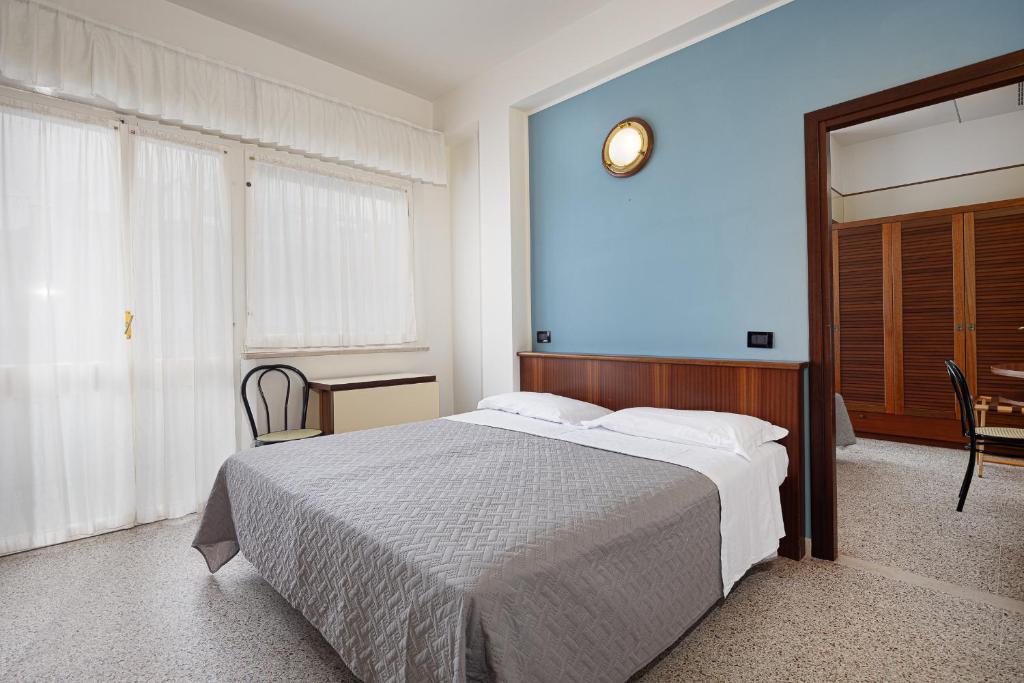 Hotel Avana Fronte Mare - 4