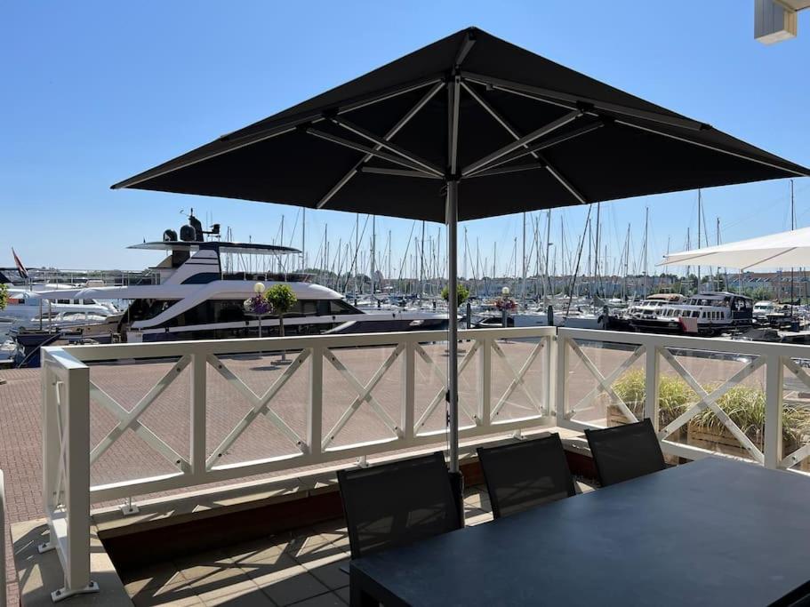 Luxe appartement in de jachthaven van Port Zélande, Ouddorp