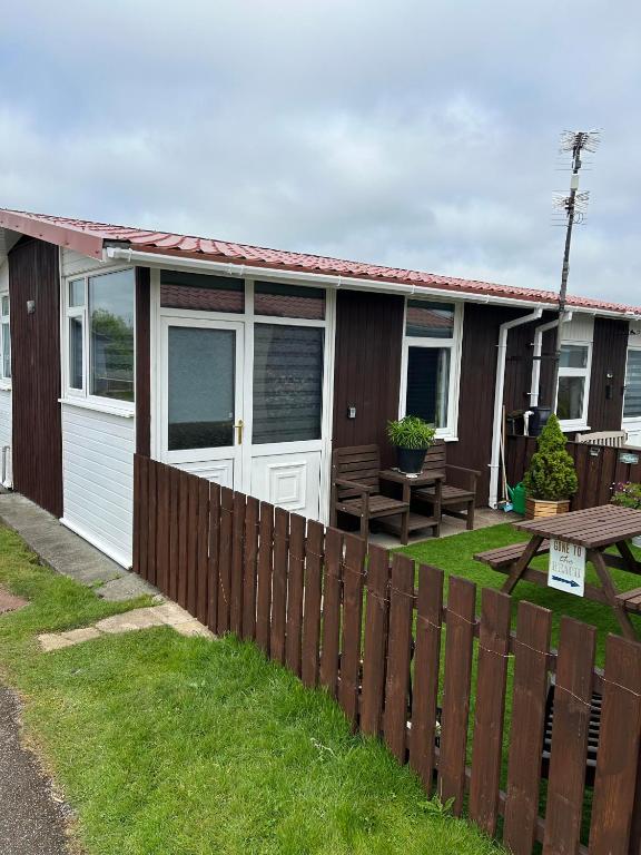 Cozy Seaside Chalet in Bridlington, Bridlington