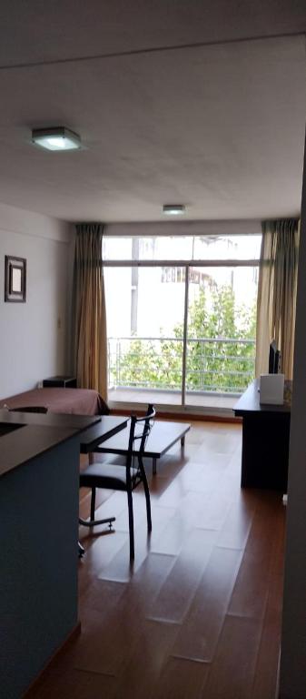 Luminoso departamento 2Amb Balvanera 8 - 3