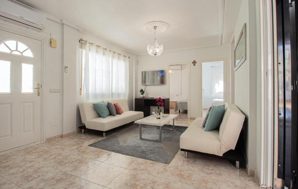 Amazing Home In Ciudad Quesada With Wifi - 4