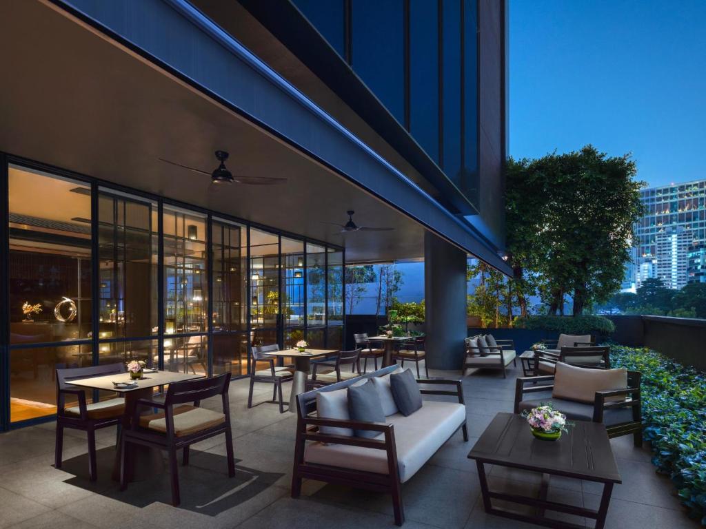 Bar/lounge