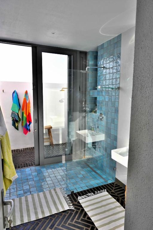 Sonkwas 10, Paternoster