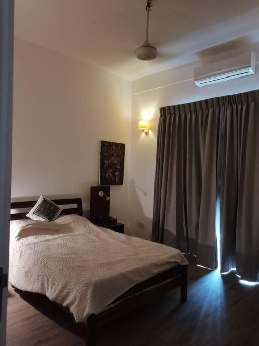 Jasmine AT Docs Place, Kolombo