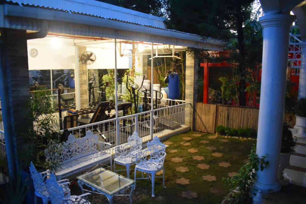 オロカサ ゲストハウス (Orokasa Guesthouse) ガーデン