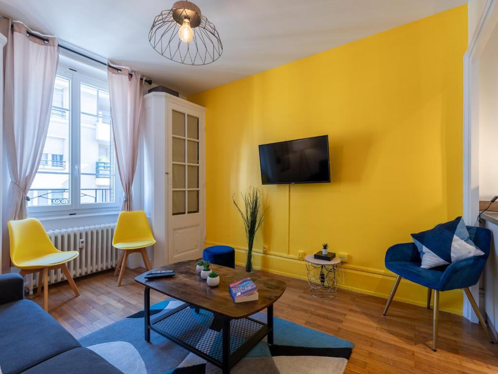 LE DEDIEU - HYPERCENTRE GARAGE GRATUIT WiFi NETFLIX AMAZON PRIME - 2