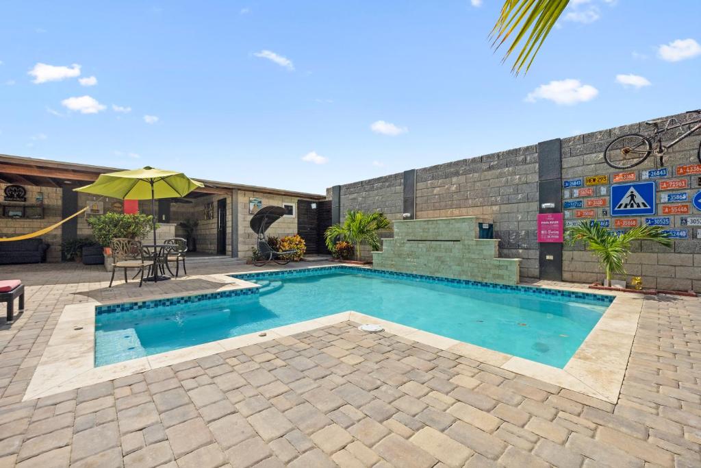 Piedra Plat 1 A, Oranjestad