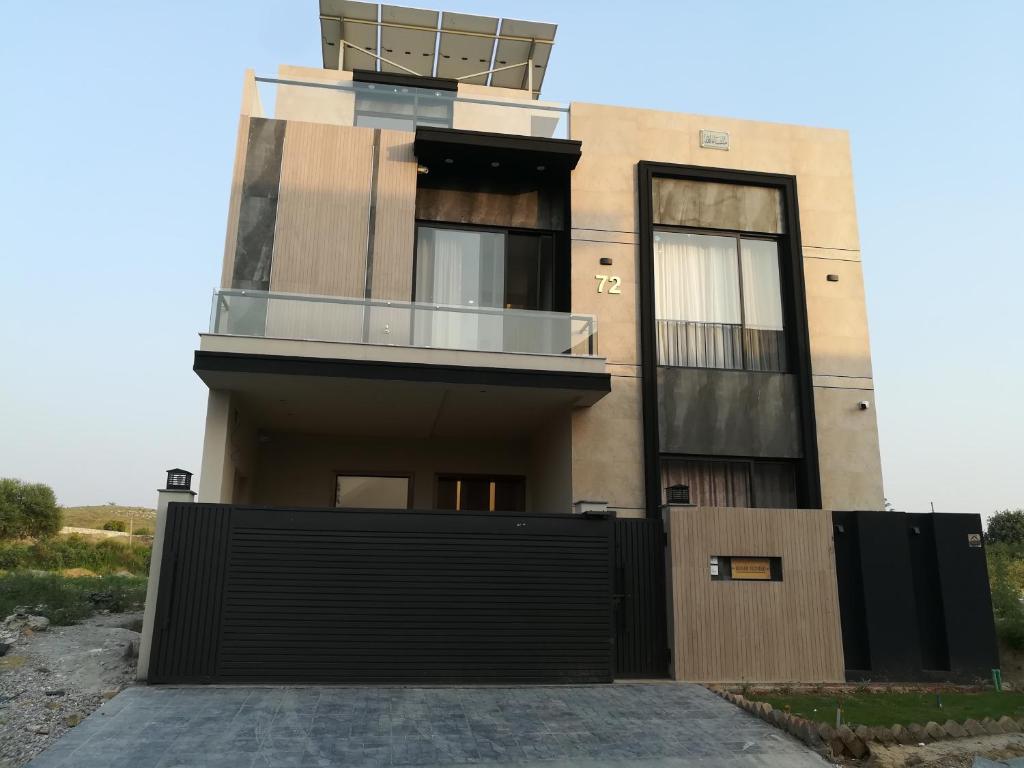 Green Hilton Hotel Shangla