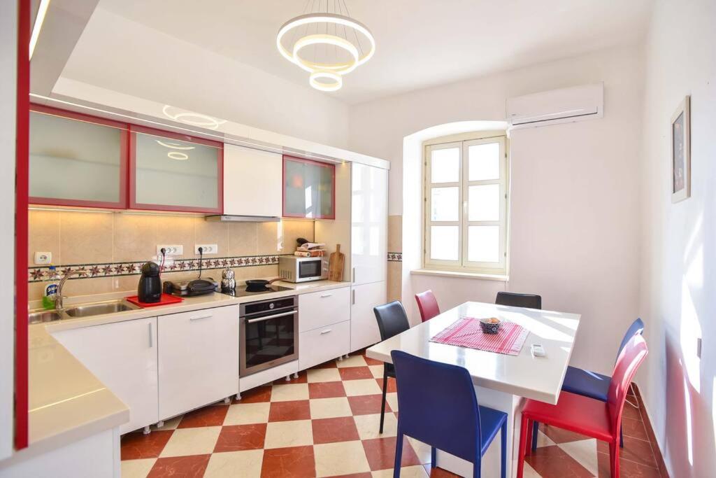 PERFECT OLD TOWN SPOT in Budva - 3