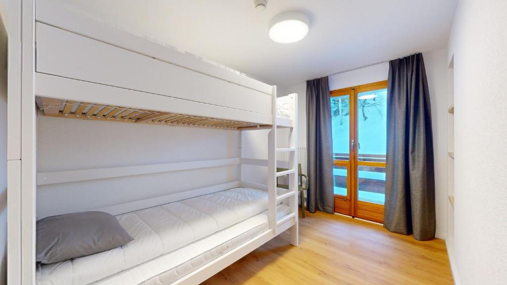 Chalet de l Ours AUTHENTIC Etage Tournay 12 pers - 5