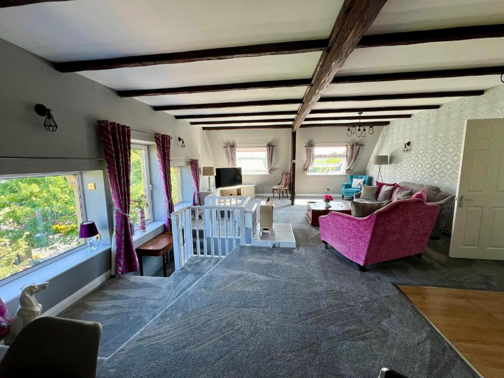 The Loft @ Brighouse, Brighouse