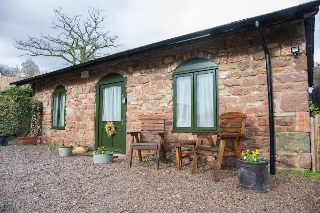 The Rookery Cottage, Newland - pet-friendly stay